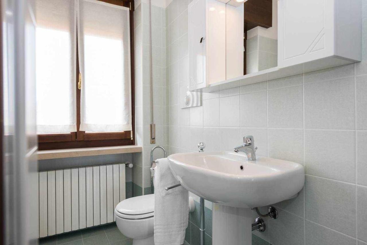 Ortaglia Apartment Тори дел Бенако Екстериор снимка